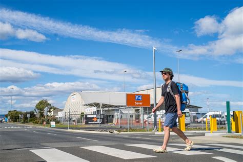 saver car park hobart airport